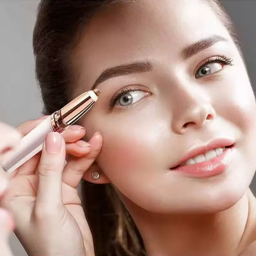 Épilateur électrique pour sourcils